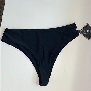 Blackout bikini bottoms!!🖤